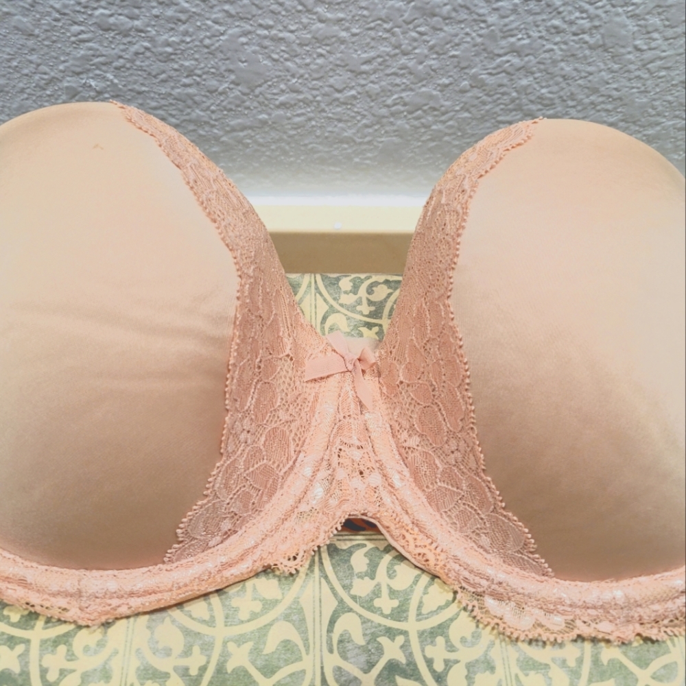 Victoria Secret Strapless Bra